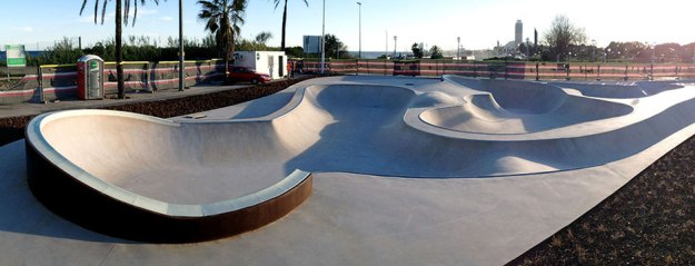 6. top-beach-beaches-barcelona-playa-de-nova-mar-bella-skate-skatepark